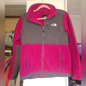The Northface Polartec Fleece Zip Up Jacket  Small
